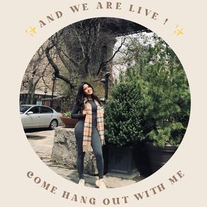 VEE IS LIVE !🤍🤎🖤